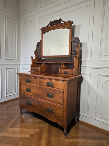 Antique victorian walnut - an,